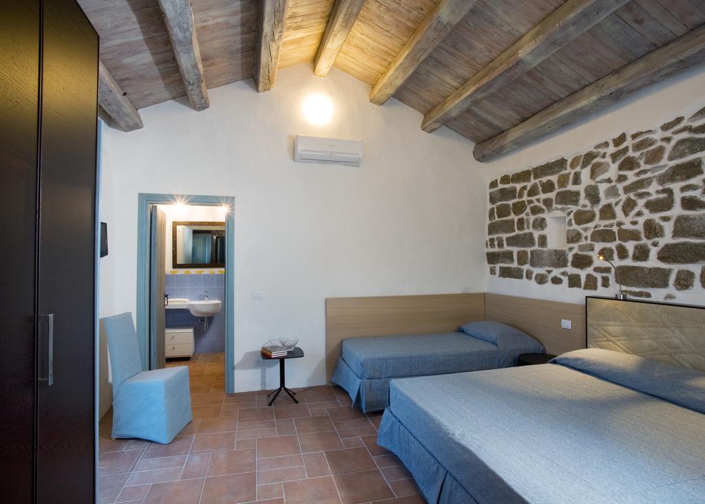 בית הארחה סנט אנטוניו די גאלורו 	Liscia Country Relais מראה חיצוני תמונה